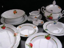 Mary Anne Dining Set 80H  25 Stück.