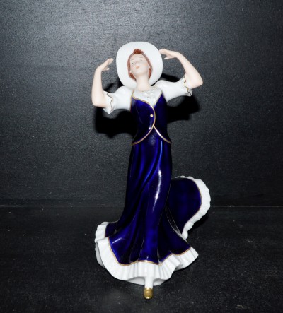 Mädchen mit Hut isis 132.