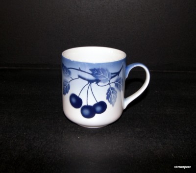 Blue Cherry Tasse 0,33 l 6pcs