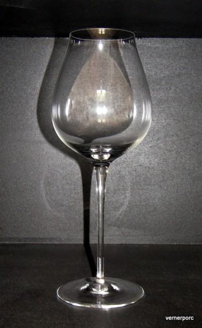 Ein riesiger Glas 6  1480 ml​​.